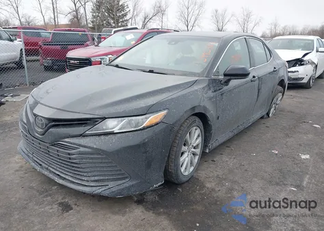 2020 Toyota Camry Le из США, поврежденный, VIN 4T1C11AK1LU943345